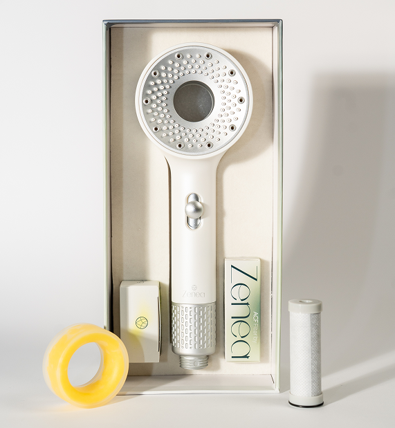 Filtračná sprchová hlavica Zenea v bielom darčekovom balení