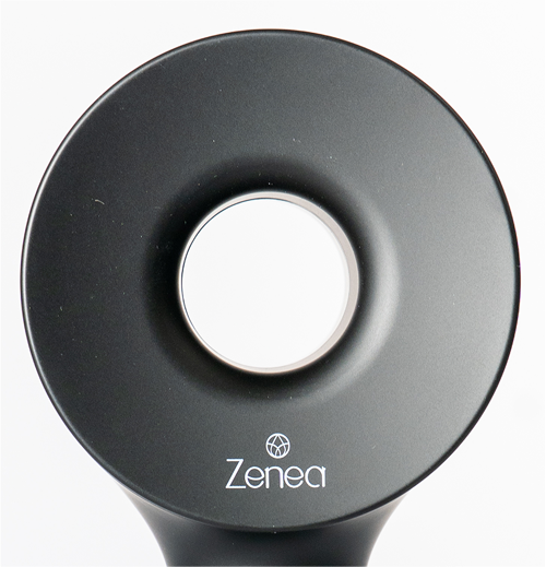 Detailný pohľad na hlavicu sprchového filtra Zenea